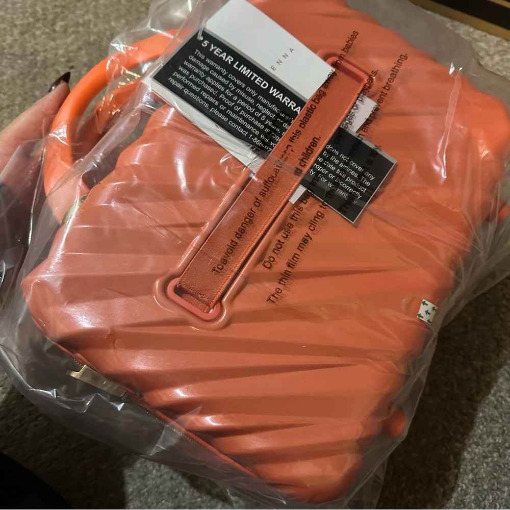 Marcy McKenna Orange Travel Case and Mini Case - Picture 11 of 12